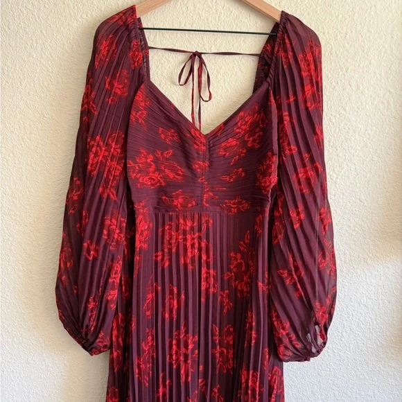 Lucy Paris Burgundy Floral Long Sleeve Dress - Picture 2 of 10